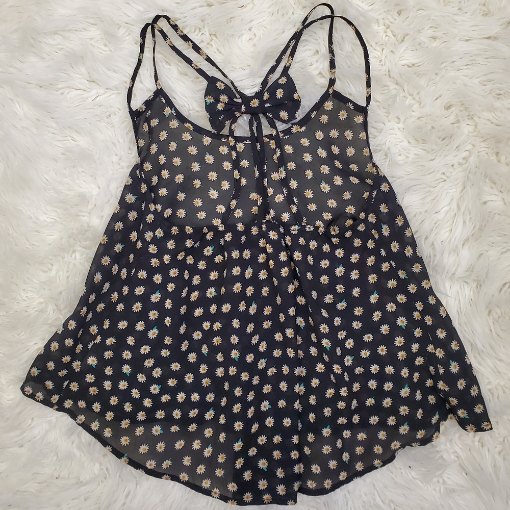 Floral boho Strappy back Top - Picture 2 of 2